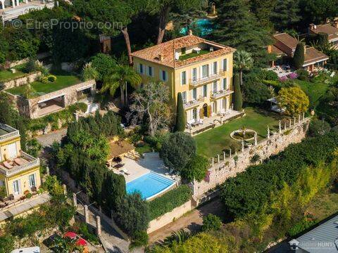 Maison à EZE