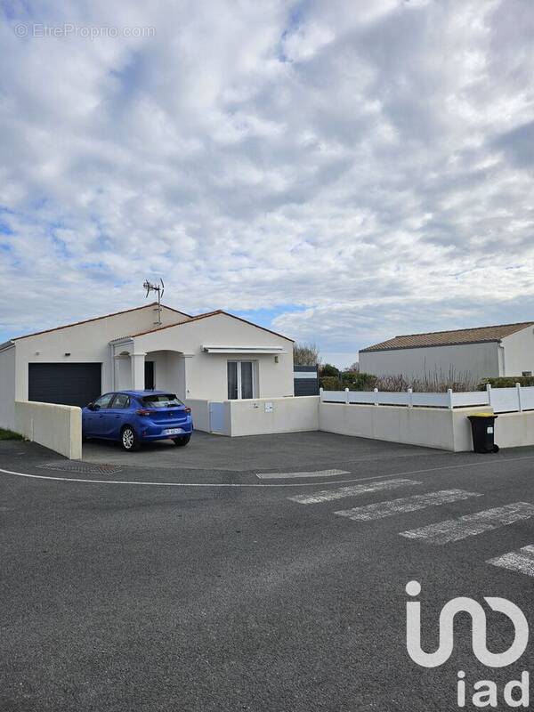 Photo 1 - Maison à MEDIS