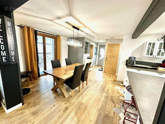 Maison à PREVESSIN-MOENS