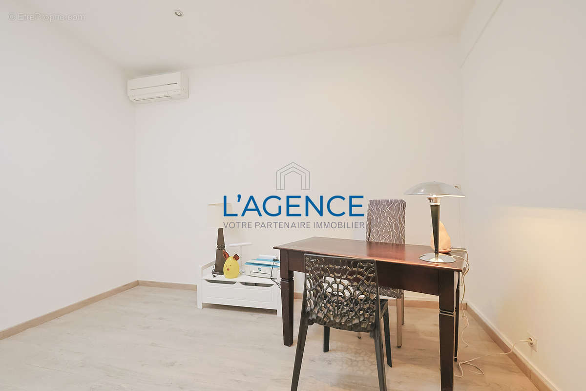 Appartement à HYERES