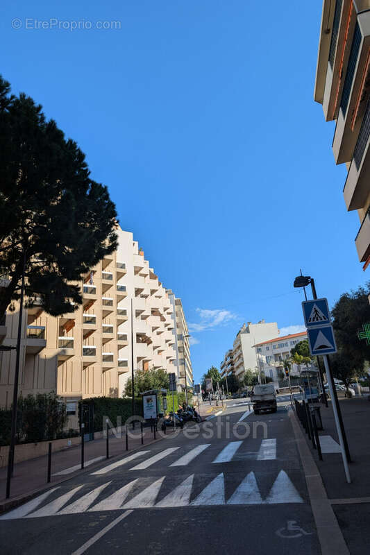 Parking à ANTIBES