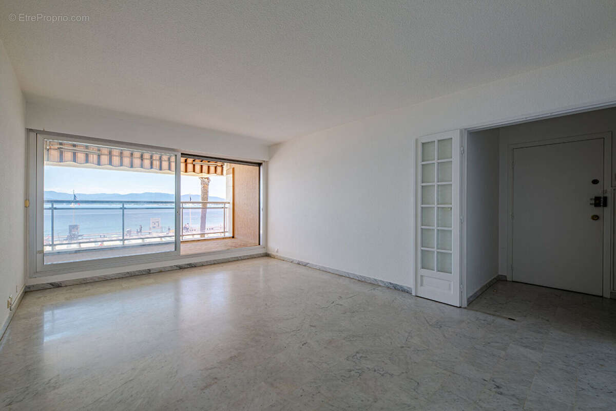 Appartement à SAINT-RAPHAEL