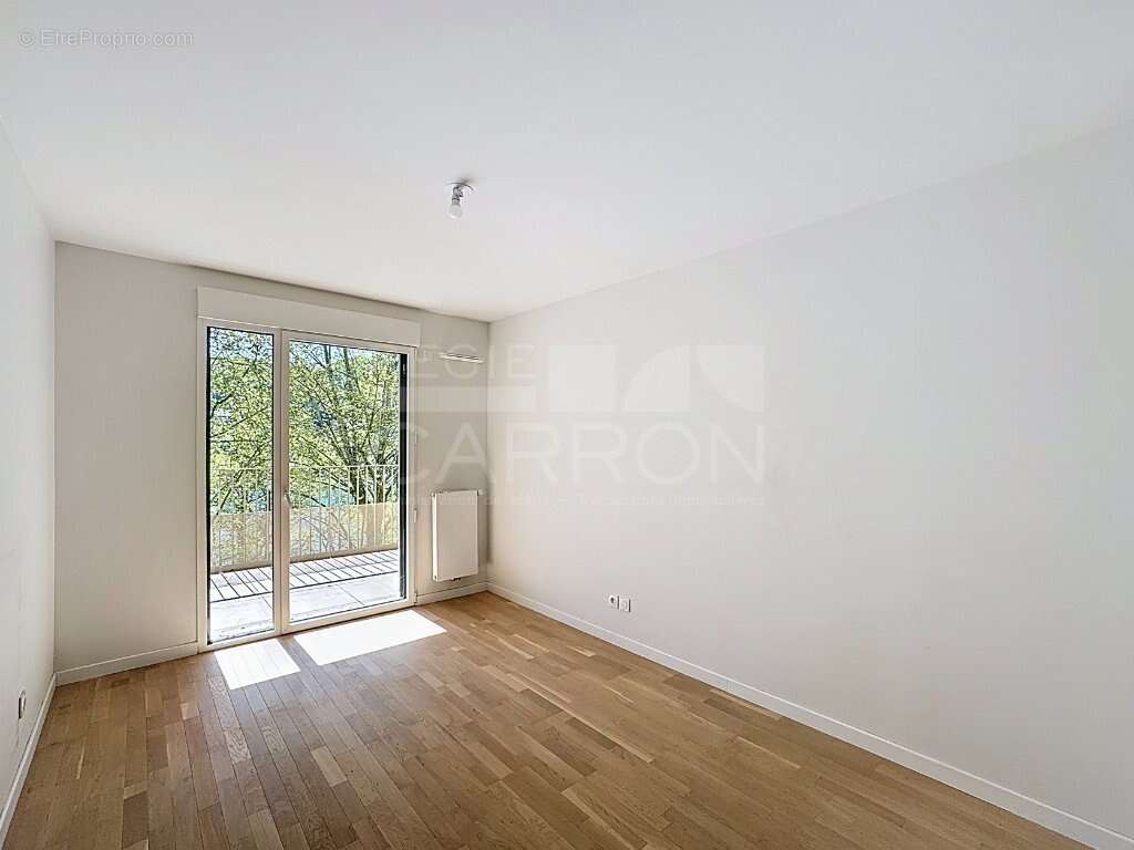 Appartement à LYON-9E