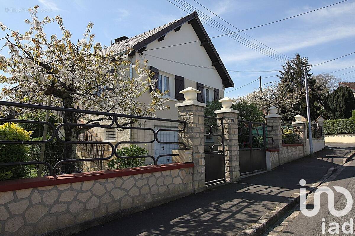 Photo 1 - Maison à VILLECRESNES