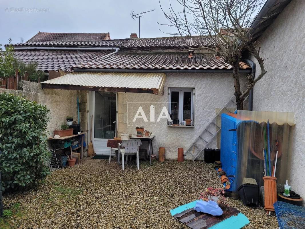 Maison à MAINE-DE-BOIXE