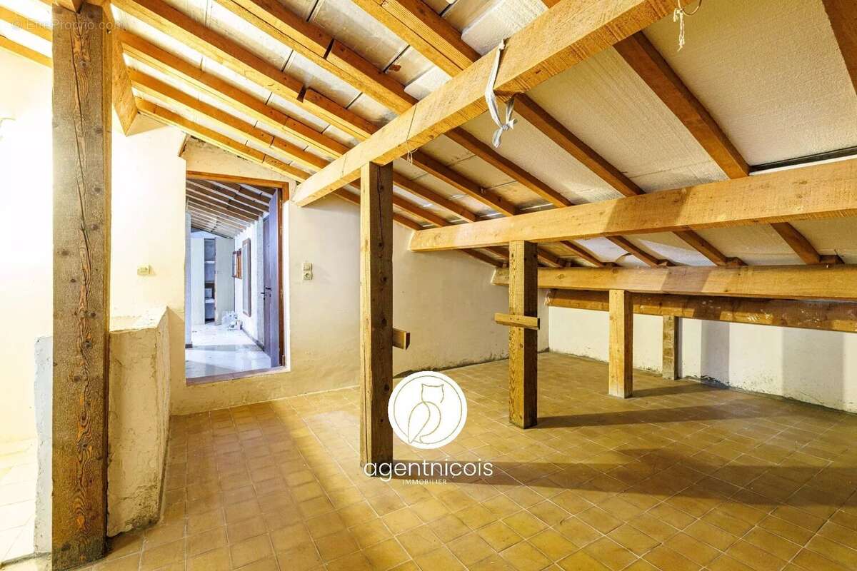 Maison à LA TURBIE