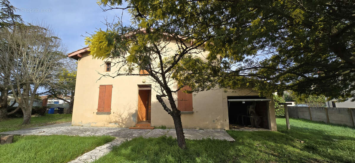 Maison à FENOUILLET