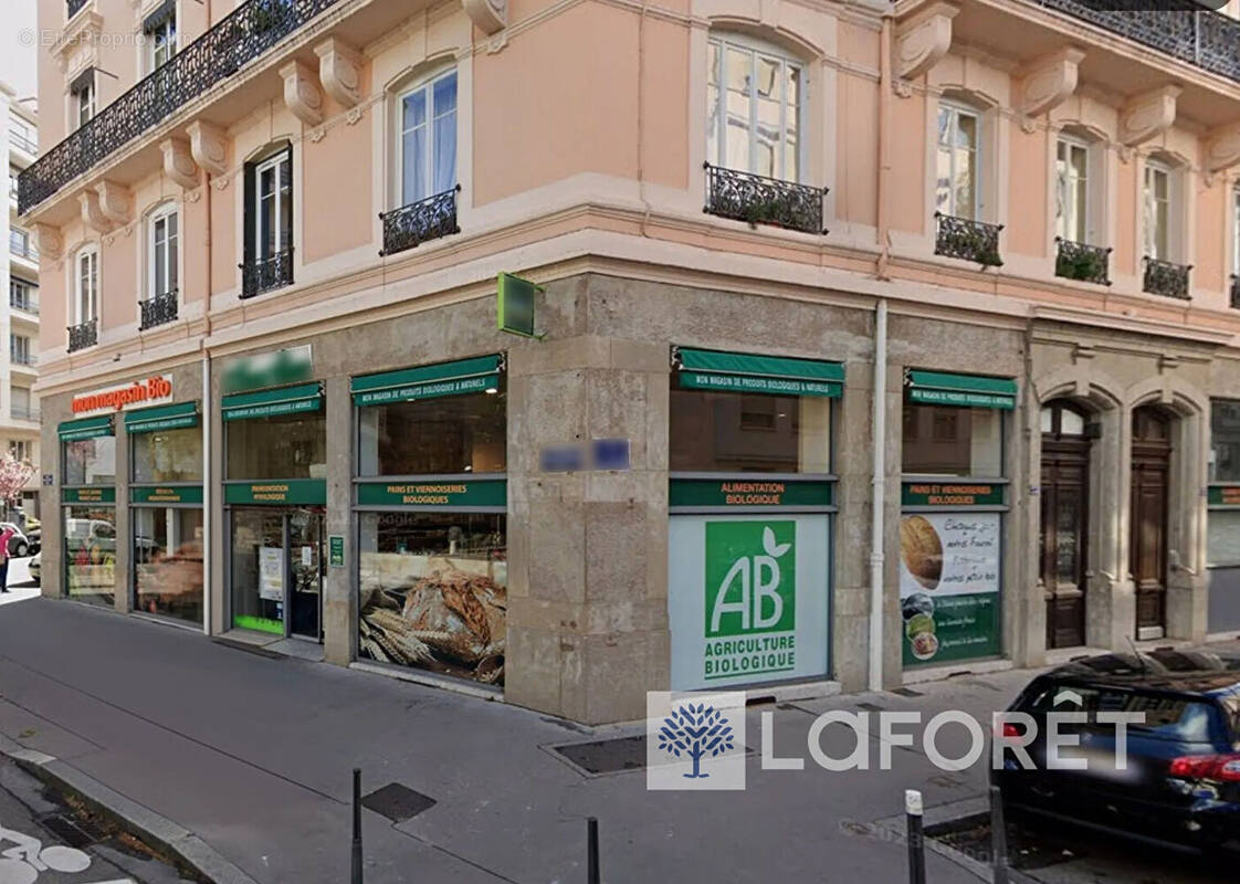 Commerce à LYON-3E