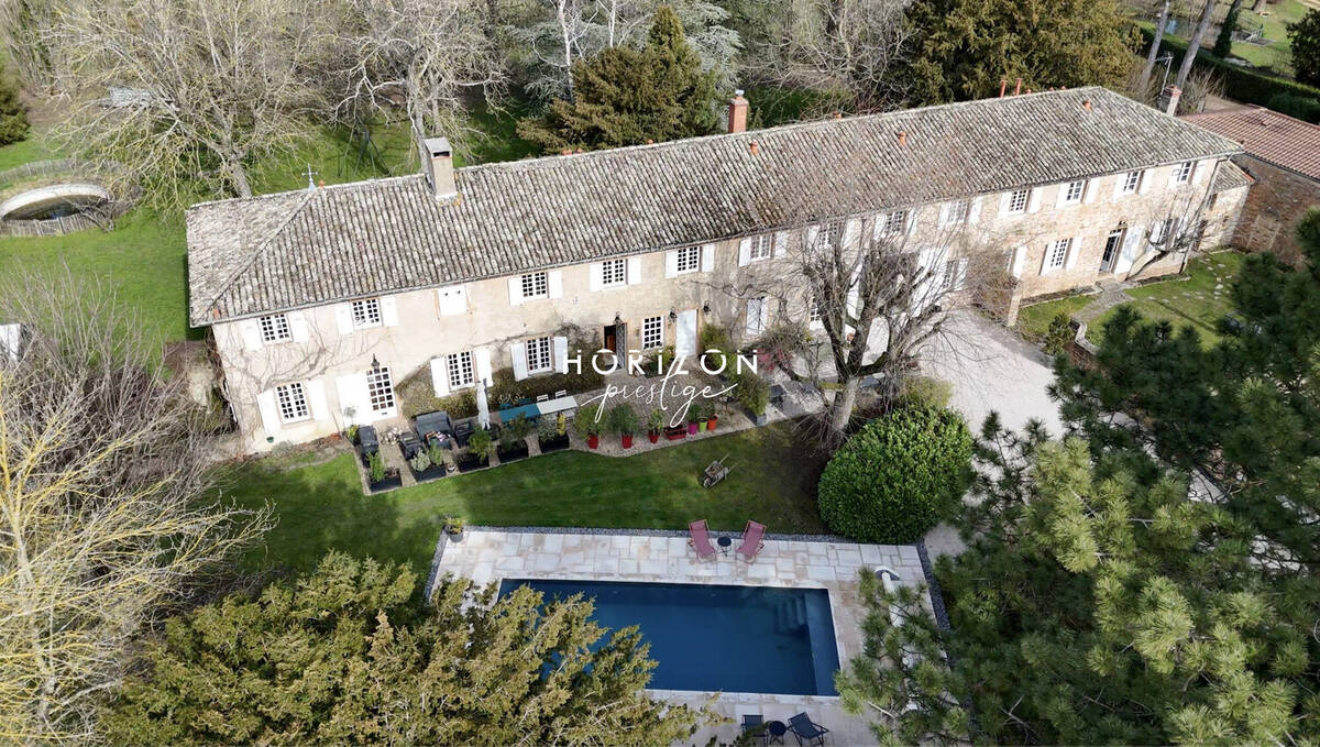 Maison à CHARNAY-LES-MACON
