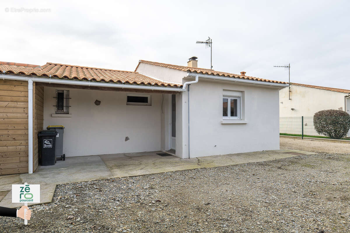 Maison à ANGLES