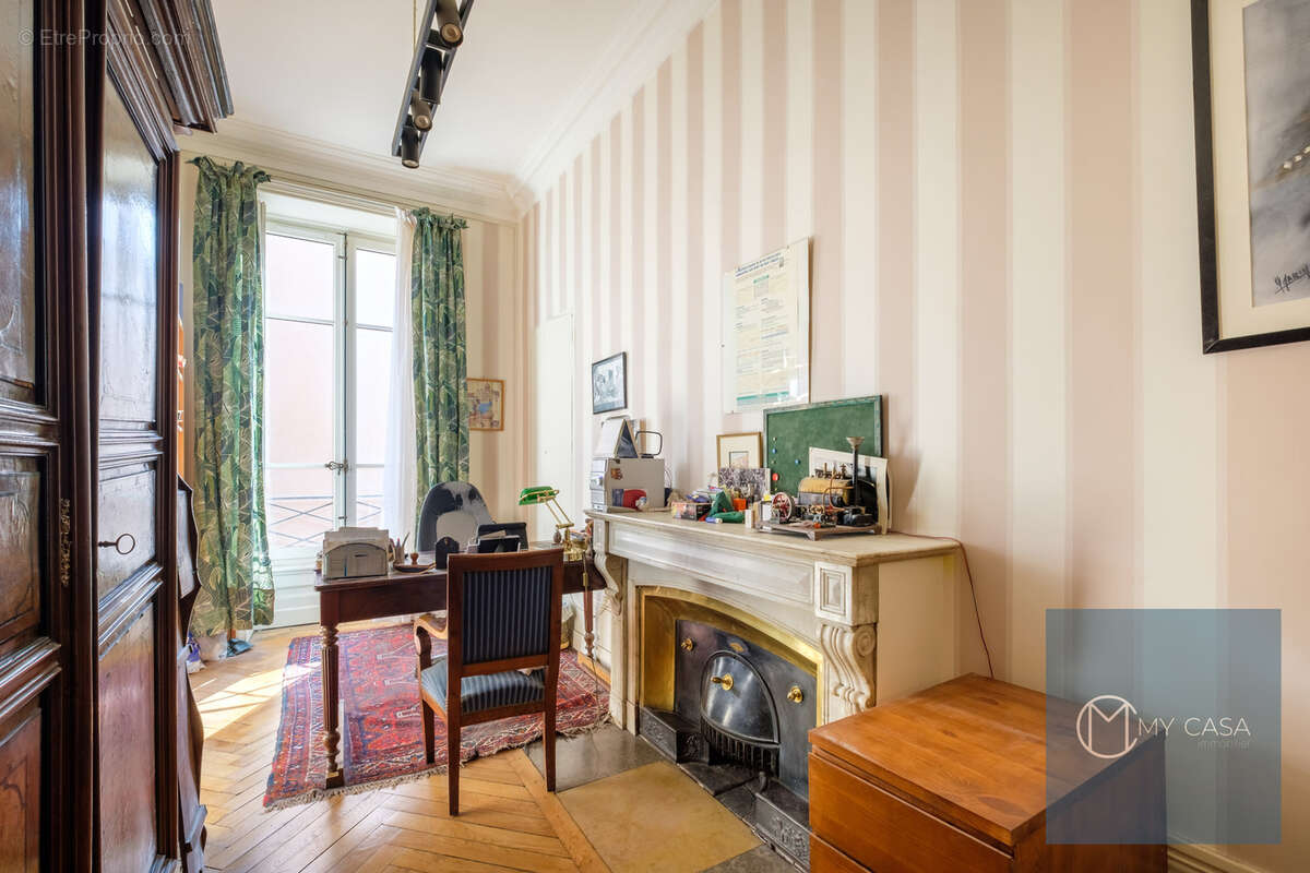 Appartement à LYON-1E