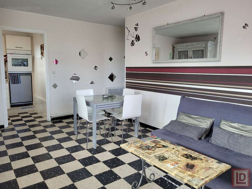 Appartement à FLEURY