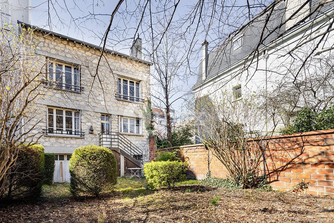 Maison à ASNIERES-SUR-SEINE