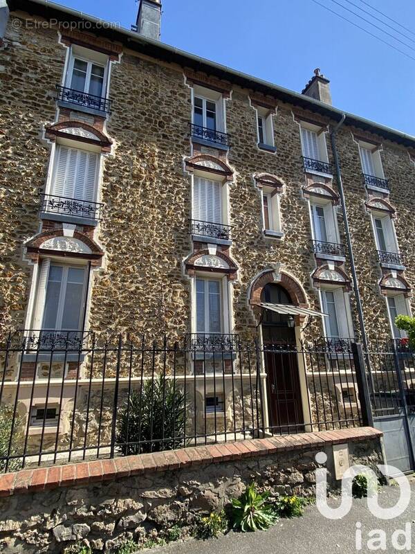 Photo 1 - Appartement à VIRY-CHATILLON