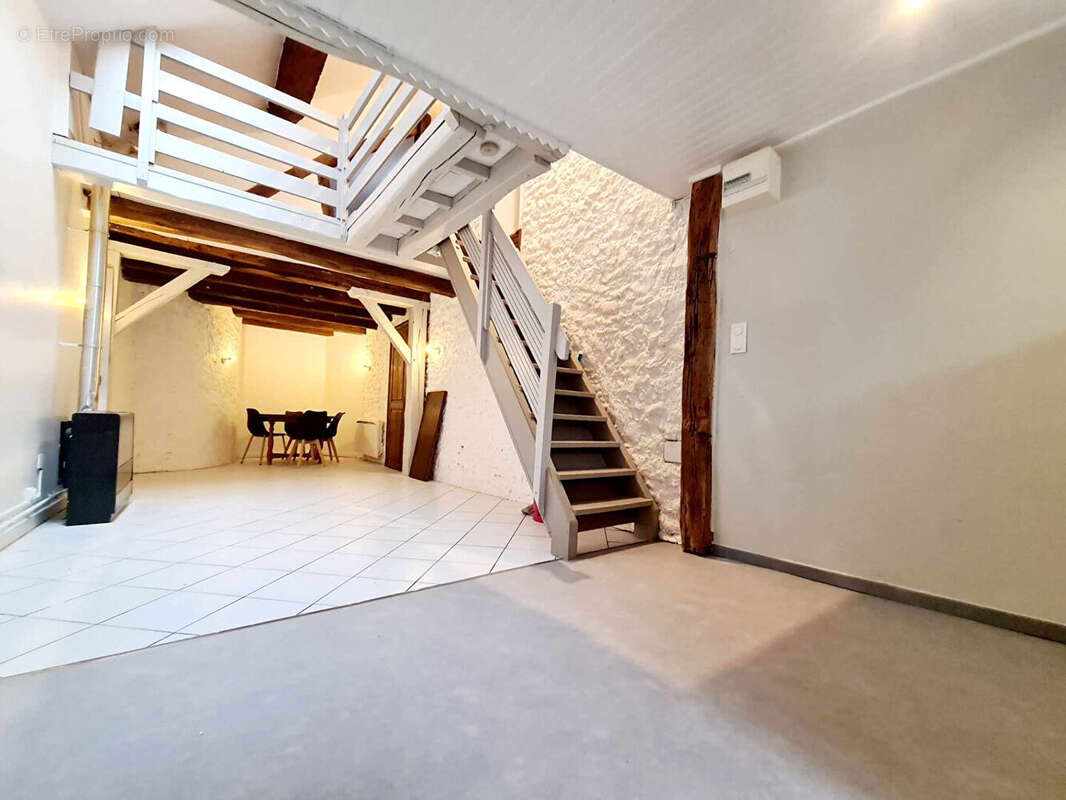 Maison à CHAUMONT