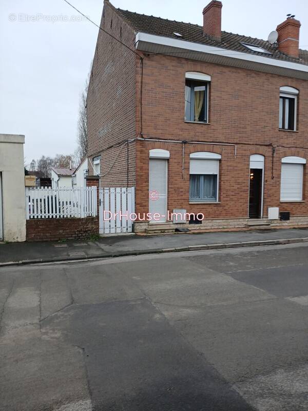 Maison à DOUVRIN