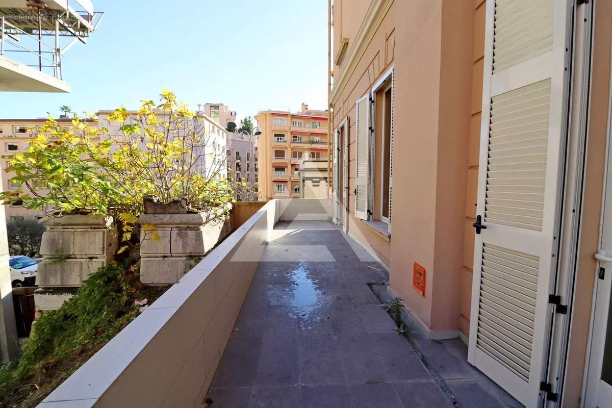 Appartement à BEAUSOLEIL