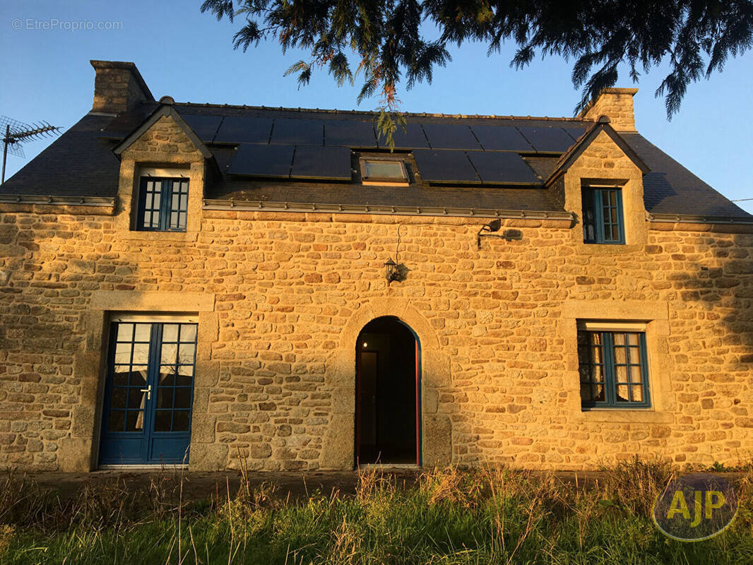 Maison à PEAULE