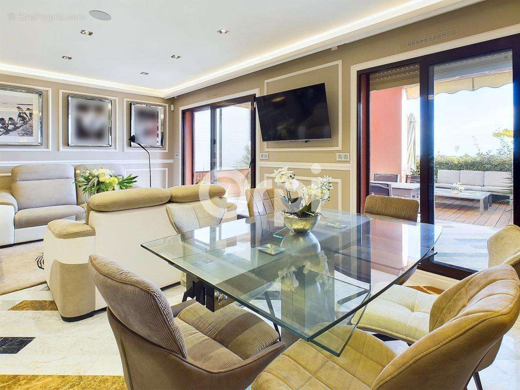 Appartement à THEOULE-SUR-MER