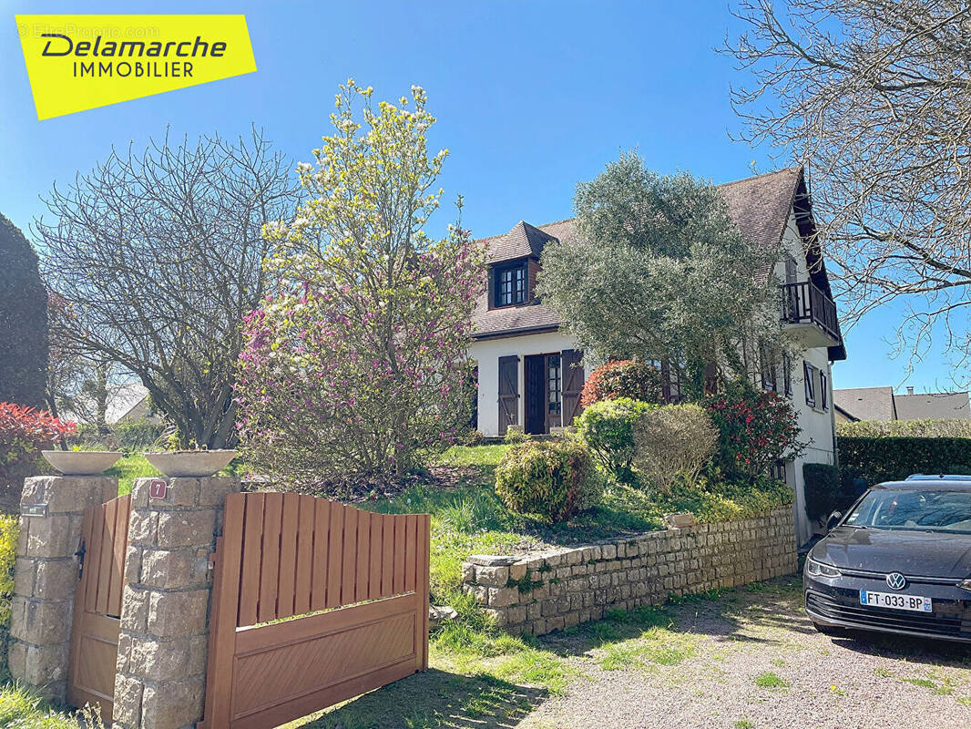 Maison à MARCEY-LES-GREVES