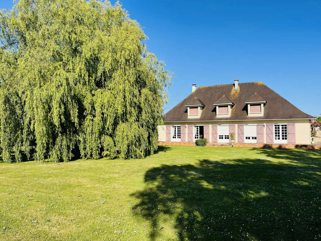 Maison à LA VILLEDIEU-DU-CLAIN
