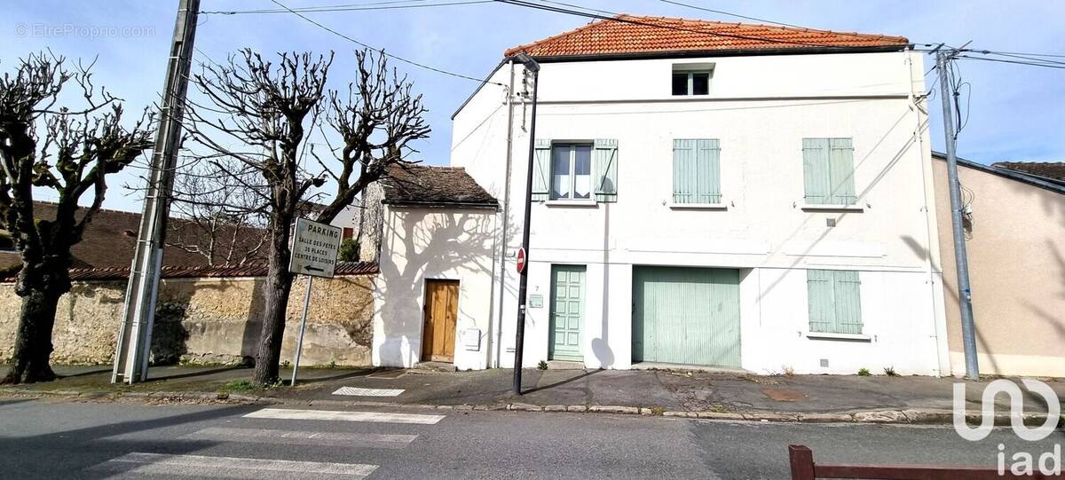 Photo 1 - Maison à LA FERTE-ALAIS