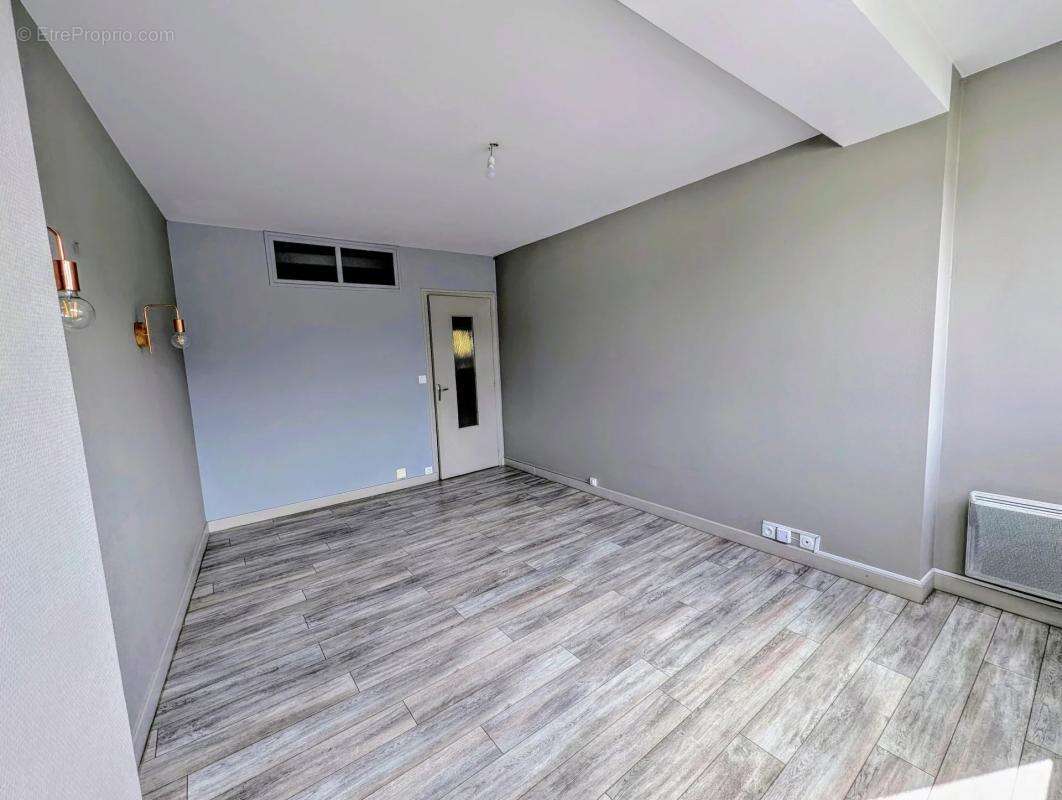 Appartement à AIX-LES-BAINS