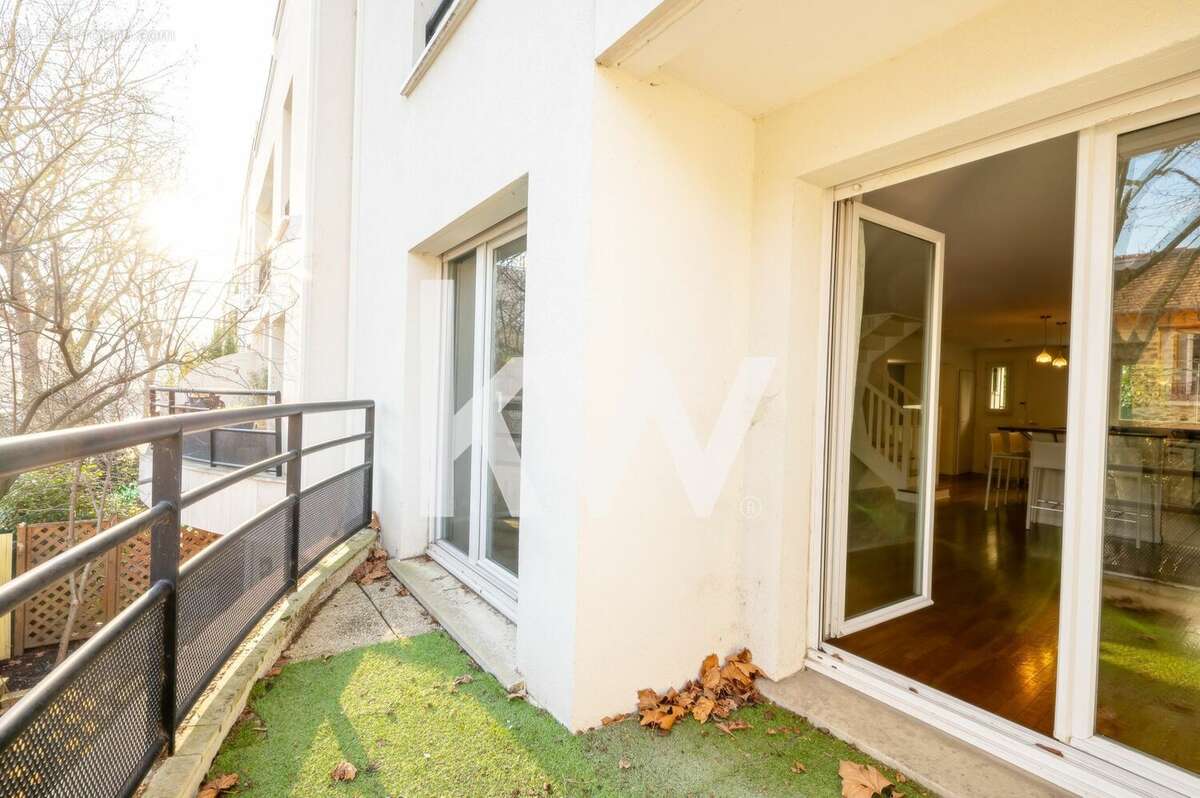 Appartement à SURESNES