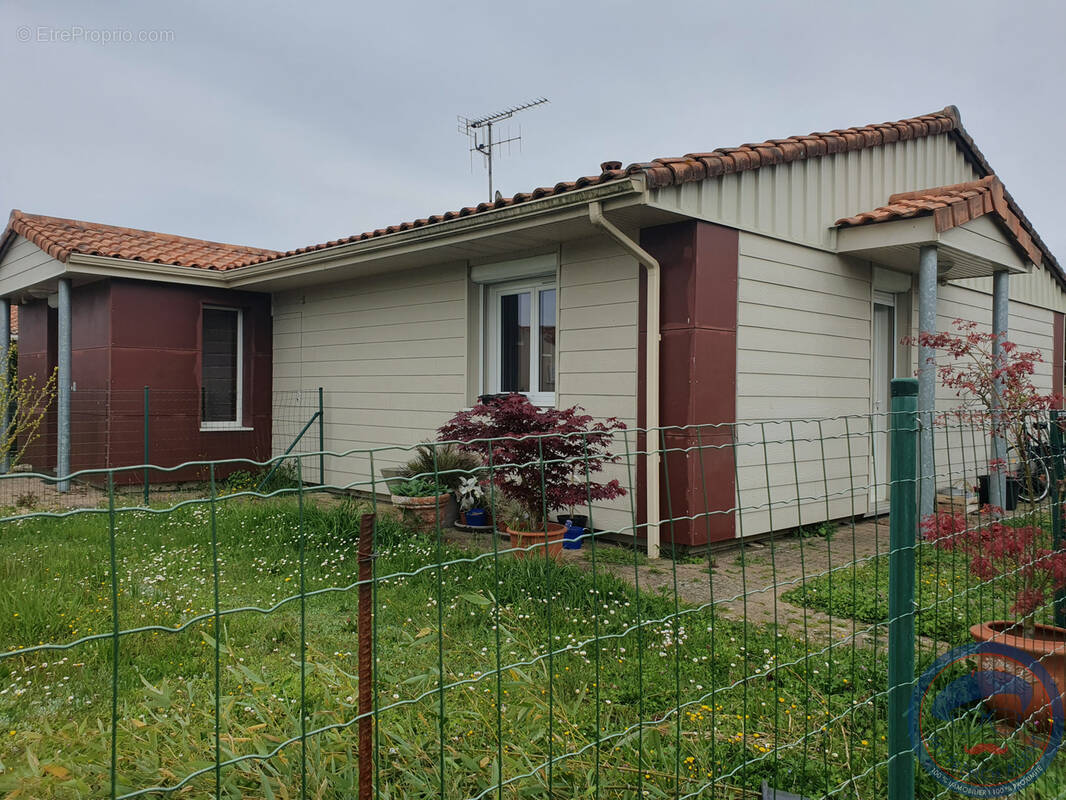 Maison à AVANTON