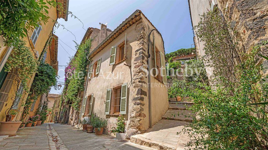Maison à GRIMAUD