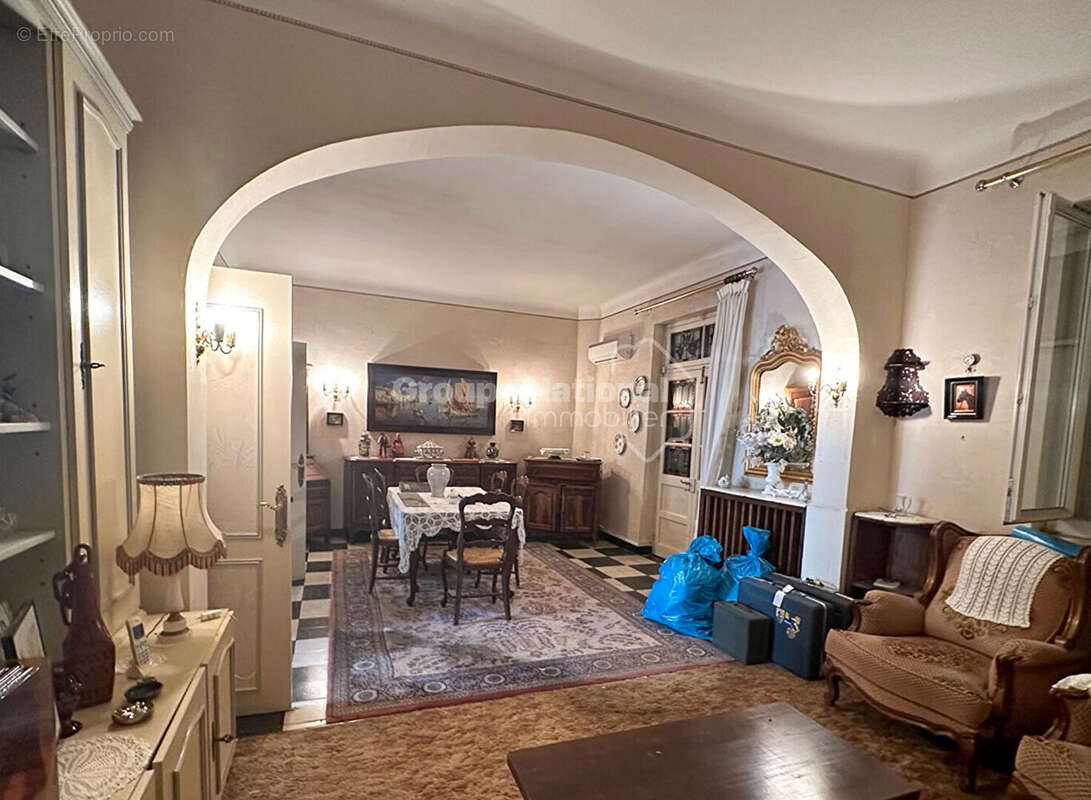 Appartement à NIMES