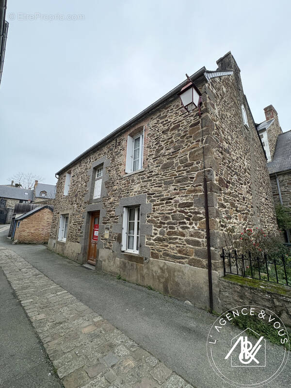 Maison à SAINT-SULIAC