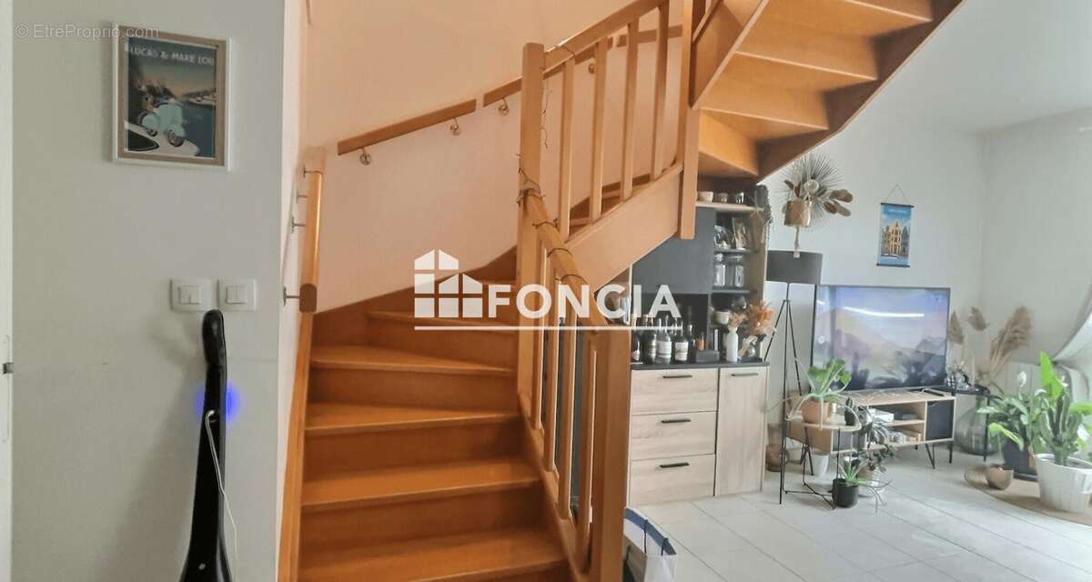 Appartement à LYON-9E
