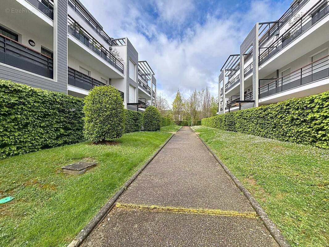 Appartement à BOIS-D&#039;ARCY