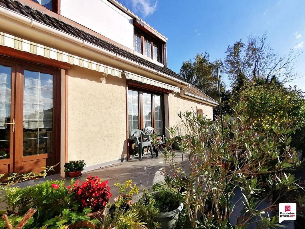 Maison à MEULAN