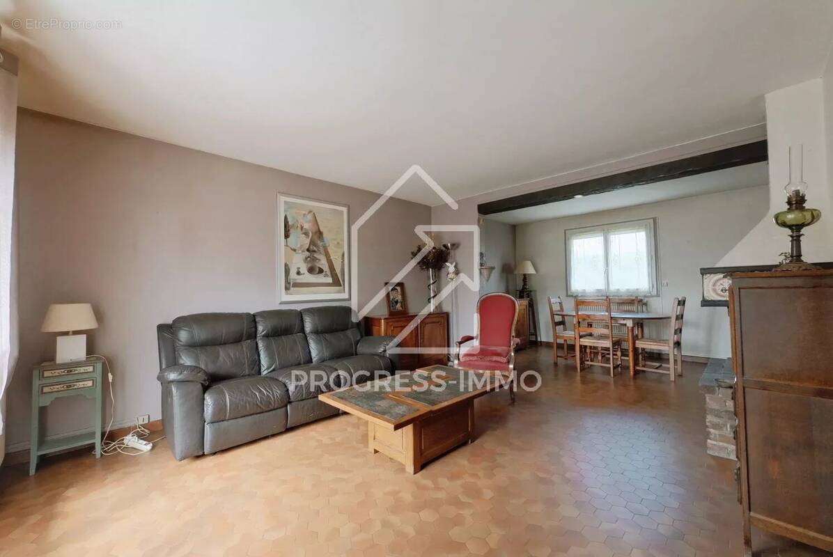 Maison à BRIE-COMTE-ROBERT