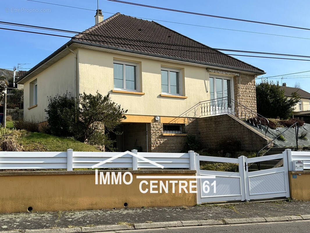 Maison à LA FERTE-MACE