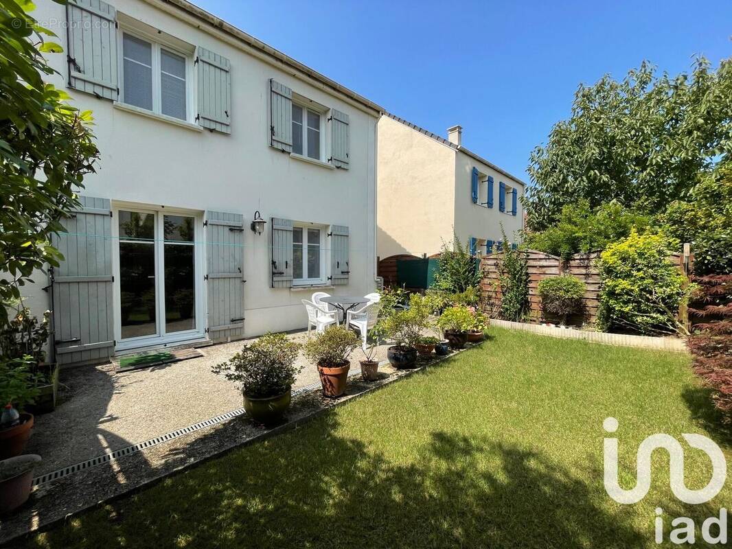 Photo 1 - Maison à ROISSY-EN-BRIE