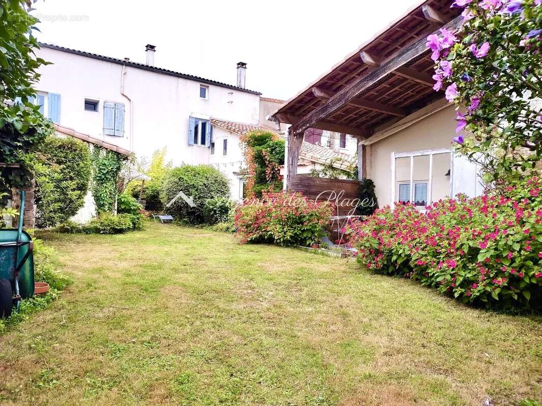 Maison à SAUJON