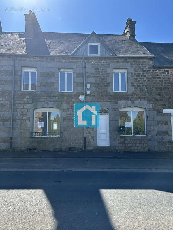 Maison à REFFUVEILLE