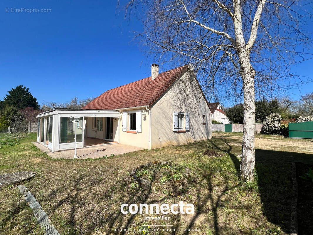 Maison à CONTRES