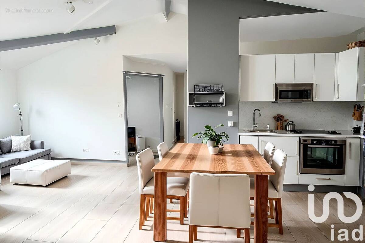 Photo 1 - Appartement à CHAZAY-D&#039;AZERGUES