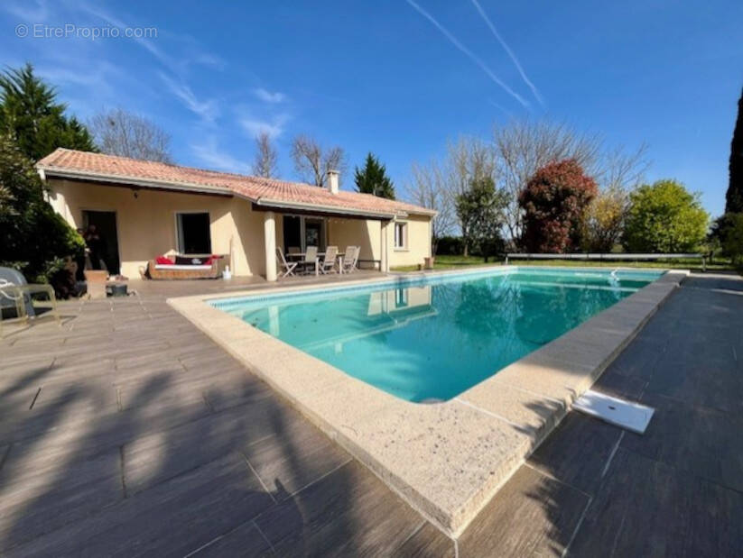 Maison à LANDIRAS