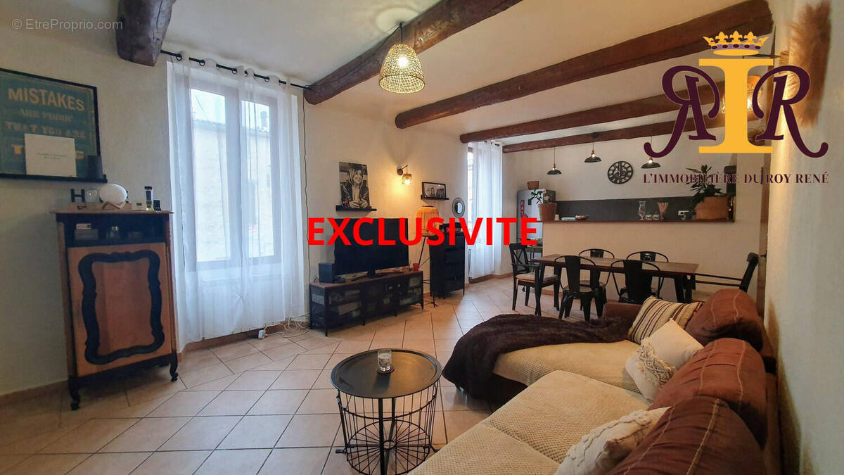 Maison à LA BASTIDE-DES-JOURDANS