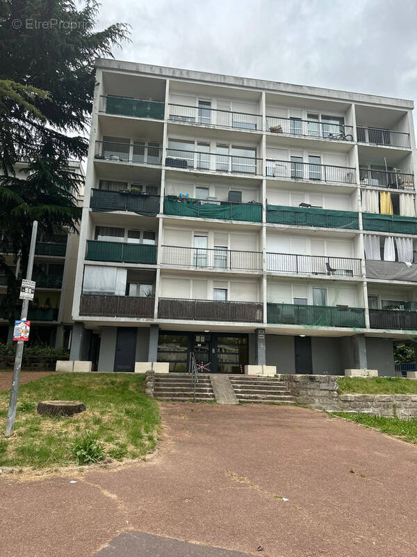 Appartement à SARCELLES