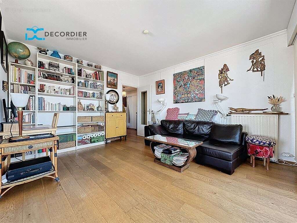 Appartement à EVIAN-LES-BAINS