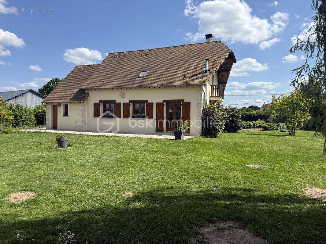 Maison à PONT-L&#039;EVEQUE
