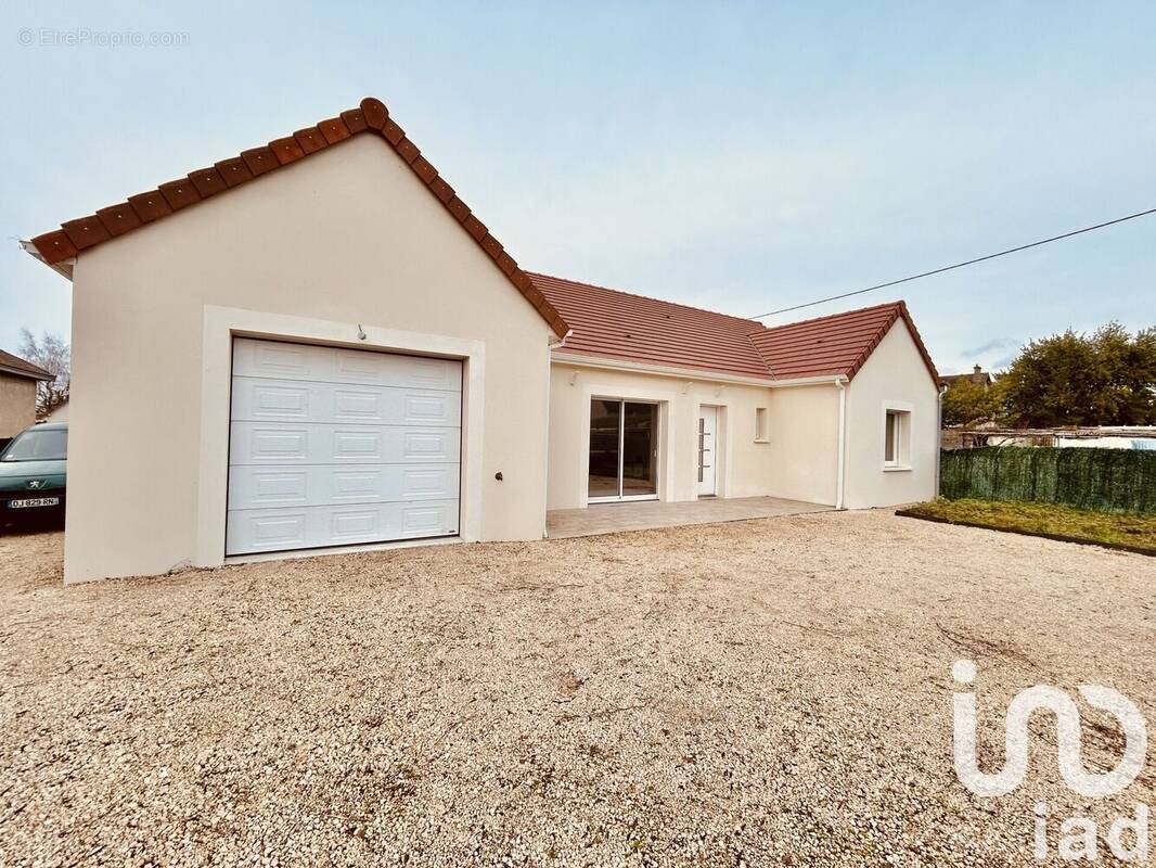 Photo 1 - Maison à VINEUIL