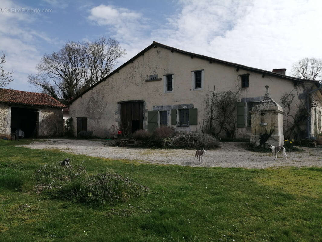 Maison à SAINT-SEVERIN