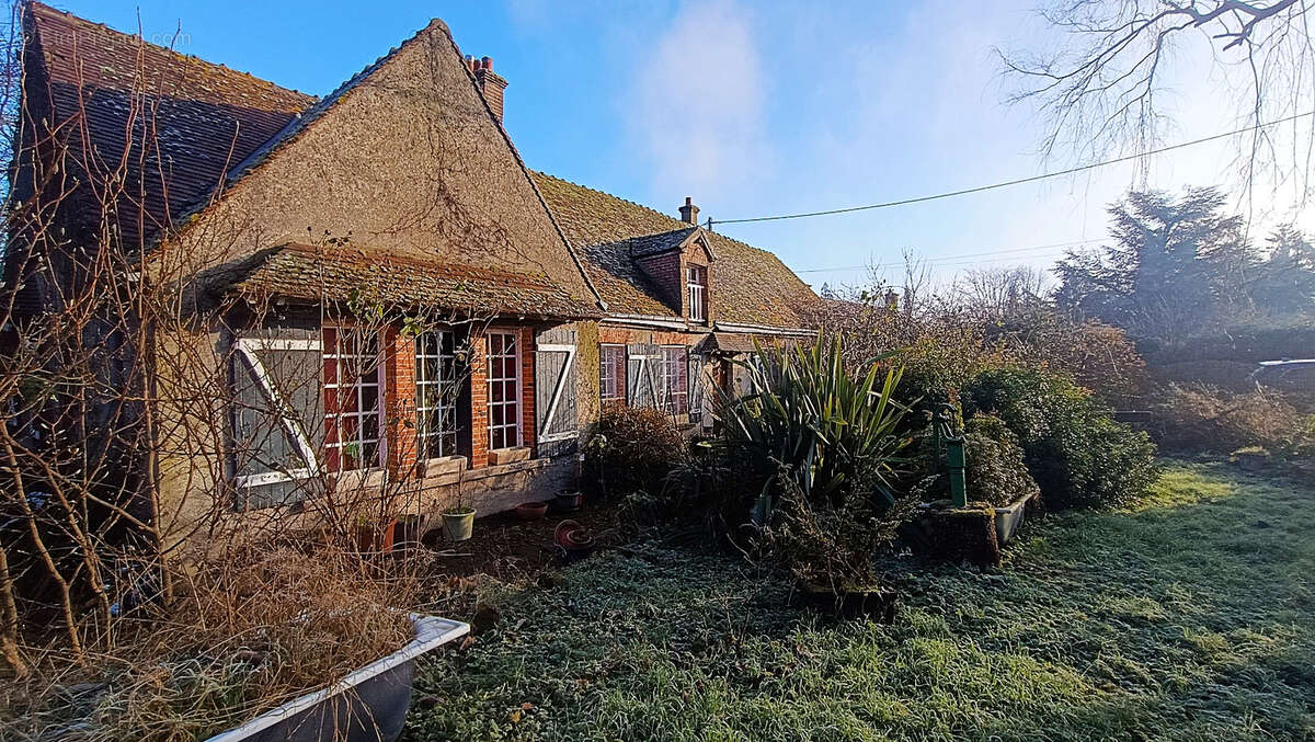 Maison à CHILLEURS-AUX-BOIS